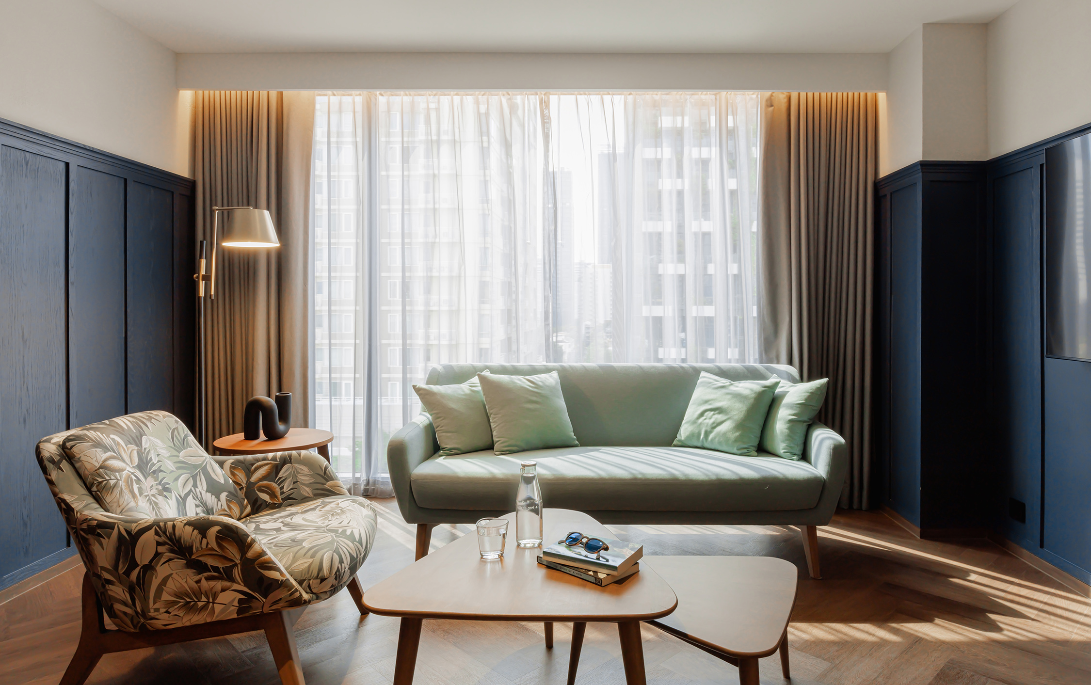 Public-House-Junior-Suite-19