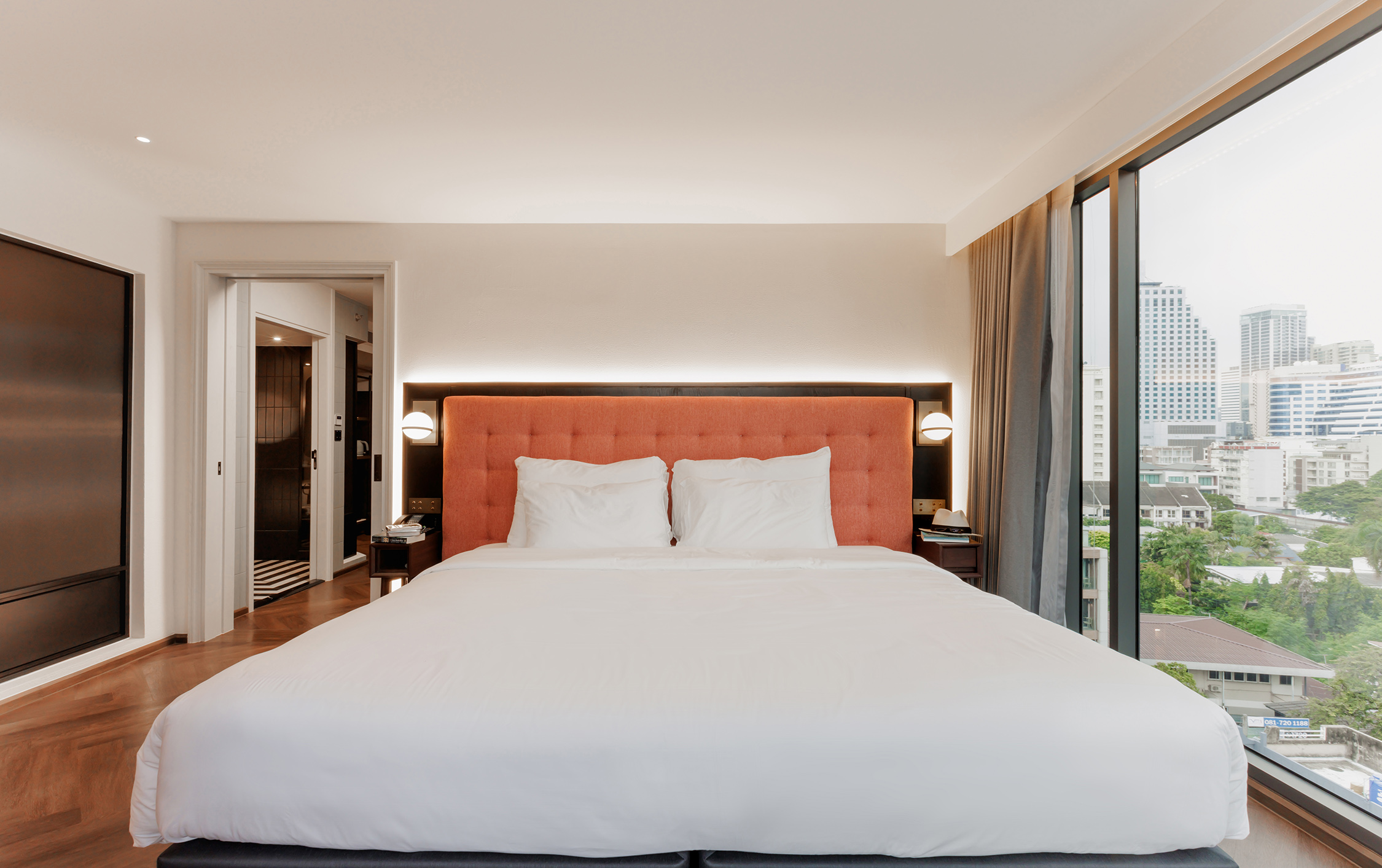 Public-House-Junior-Suite-23