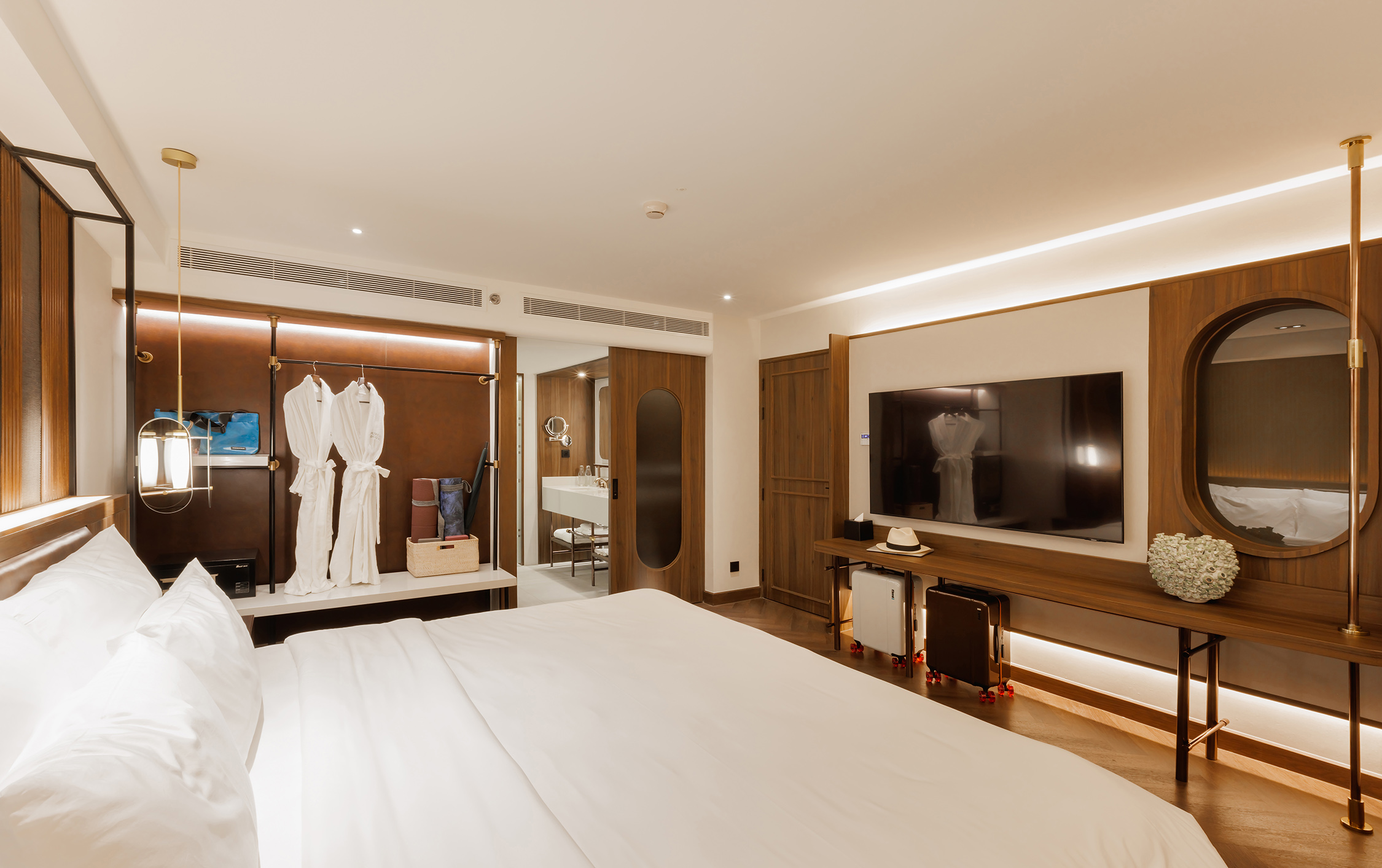 Public-House-Suite-8