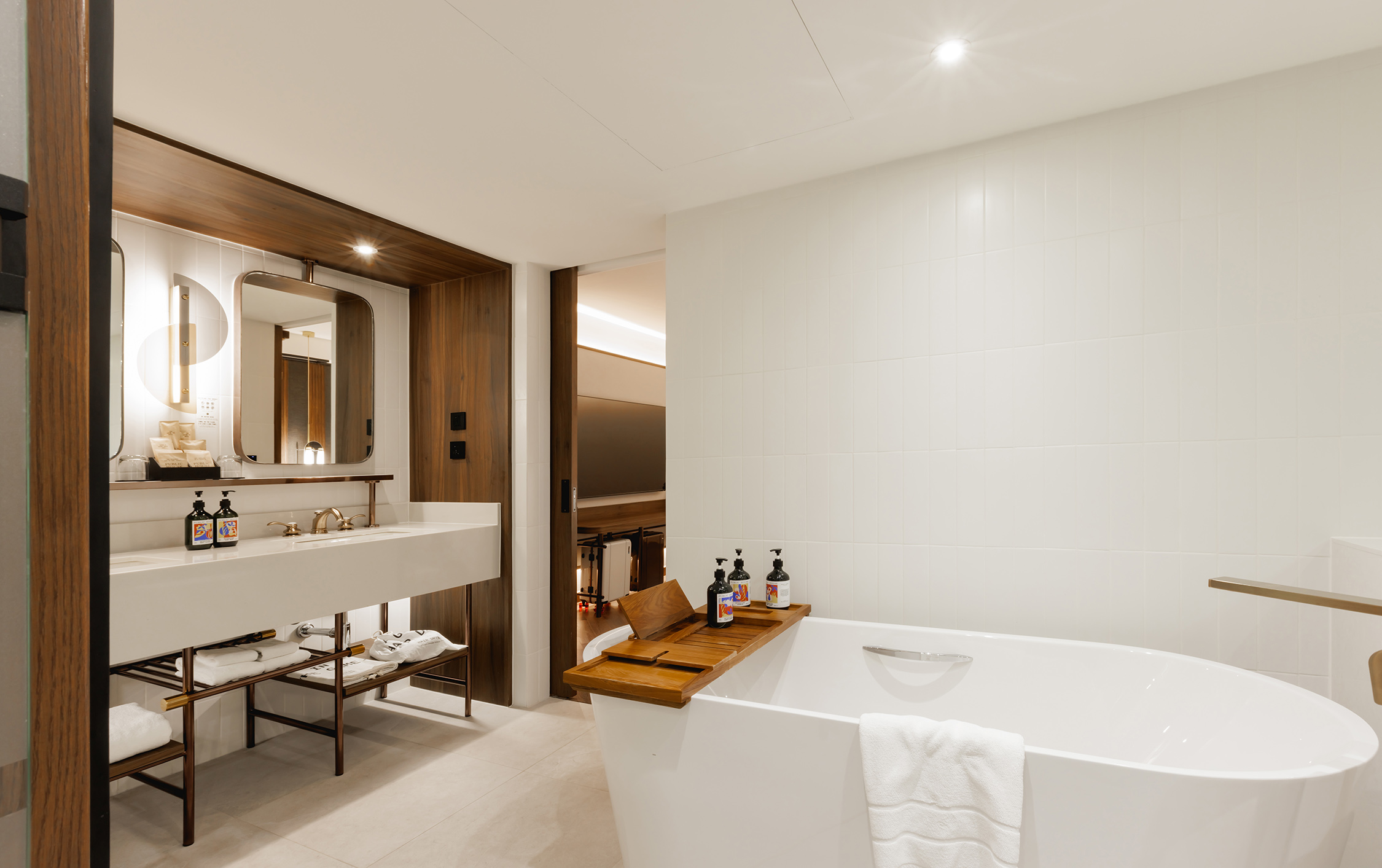 Public-House-Suite-9