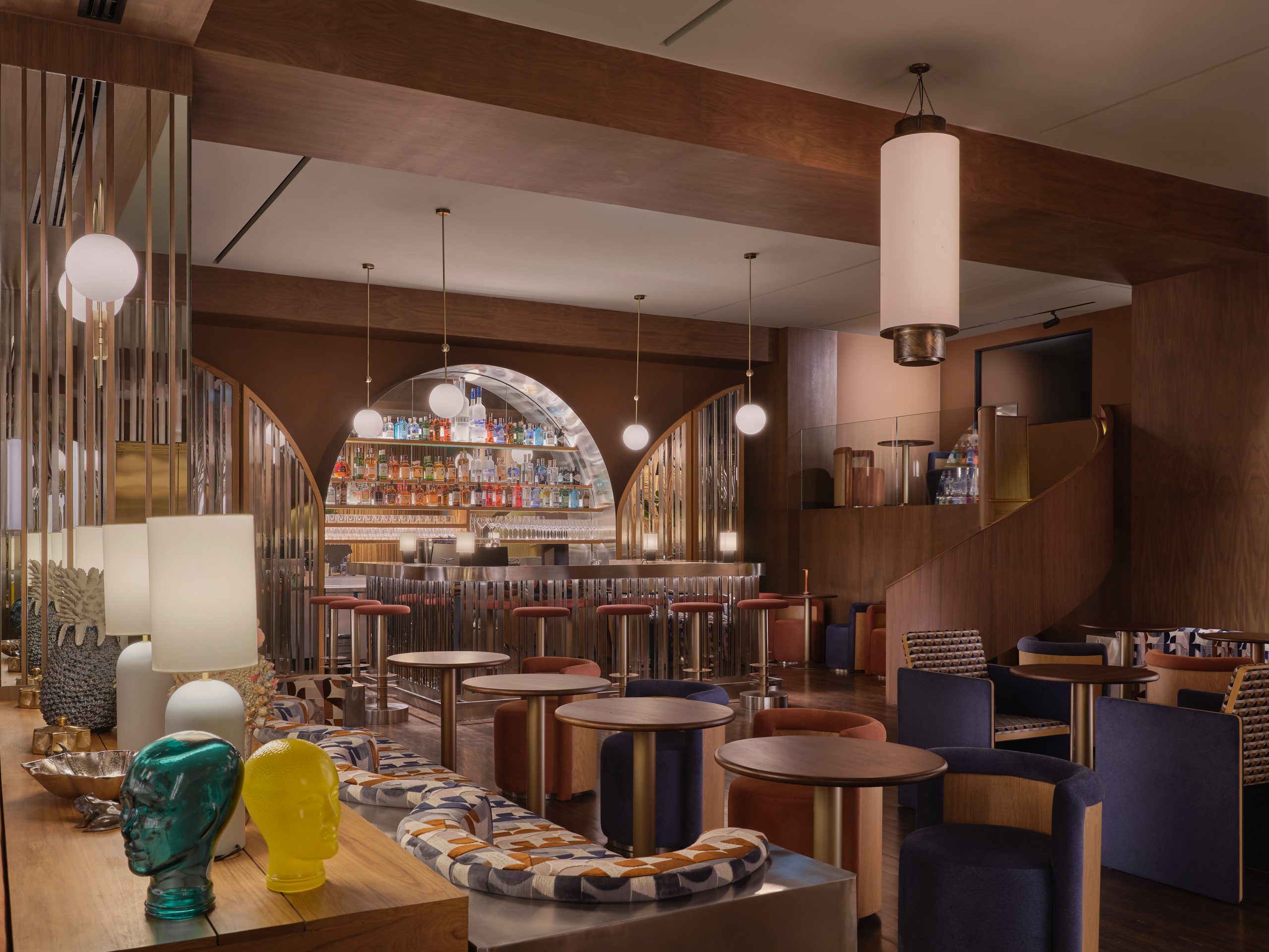 Public-House-Sukhumvit-31-Public-Eye-1-scaled
