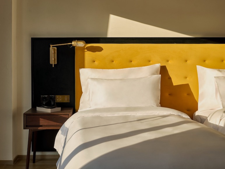 yellow-bed